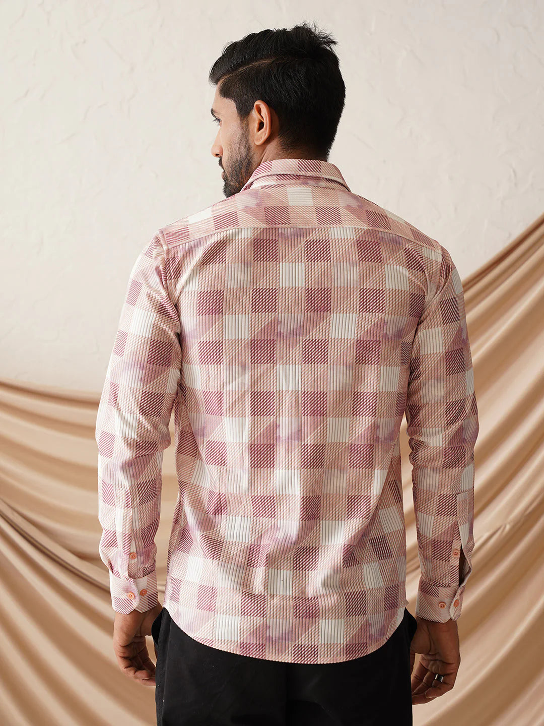 Checked Spread Collar Cotton Casual Shirt - Magenta